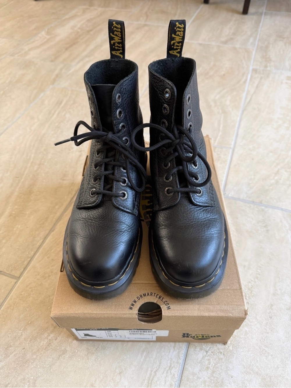Dr. Martens 1460 Bex Pisa Leather Boots size 7